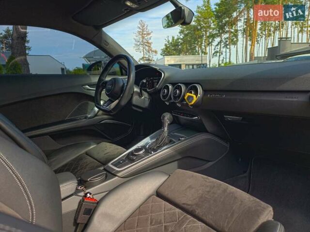 Желтый Ауди ТТ, объемом двигателя 1.98 л и пробегом 42 тыс. км за 33400 $, фото 12 на Automoto.ua