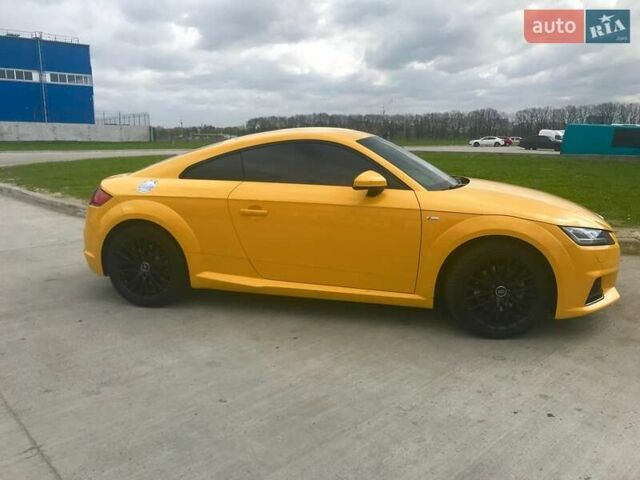 Желтый Ауди ТТ, объемом двигателя 1.98 л и пробегом 42 тыс. км за 33000 $, фото 2 на Automoto.ua