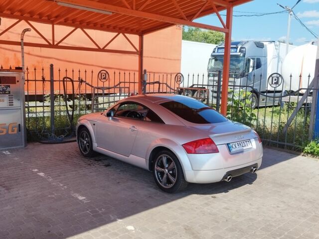 Сірий Ауді TT, об'ємом двигуна 1.8 л та пробігом 189 тис. км за 5503 $, фото 4 на Automoto.ua
