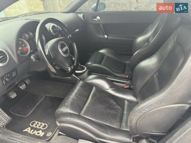 Сірий Ауді TT, об'ємом двигуна 1.78 л та пробігом 197 тис. км за 6900 $, фото 10 на Automoto.ua