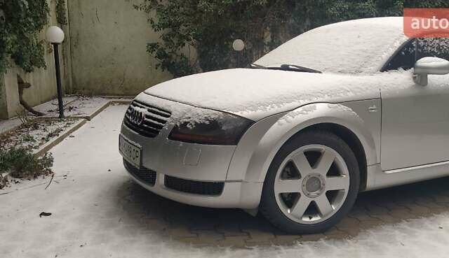 Сірий Ауді TT, об'ємом двигуна 1.78 л та пробігом 87 тис. км за 6689 $, фото 8 на Automoto.ua