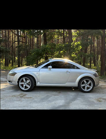 Серый Ауди ТТ, объемом двигателя 1.78 л и пробегом 230 тыс. км за 5999 $, фото 1 на Automoto.ua