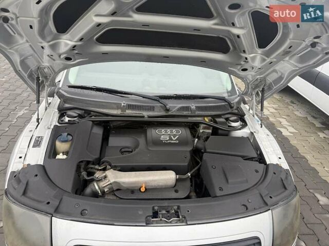Сірий Ауді TT, об'ємом двигуна 1.78 л та пробігом 200 тис. км за 5200 $, фото 1 на Automoto.ua