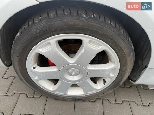 Сірий Ауді TT, об'ємом двигуна 1.78 л та пробігом 200 тис. км за 4900 $, фото 7 на Automoto.ua