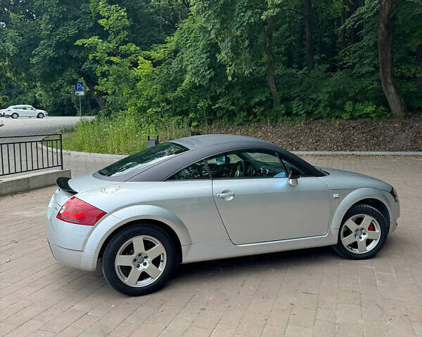 Сірий Ауді TT, об'ємом двигуна 1.8 л та пробігом 267 тис. км за 5900 $, фото 20 на Automoto.ua