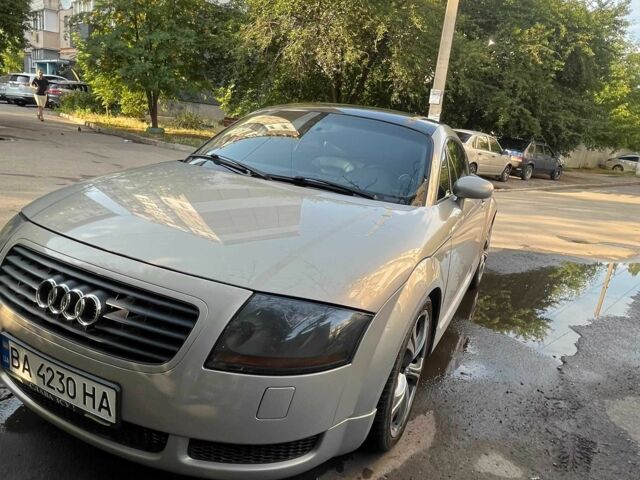 Серый Ауди ТТ, объемом двигателя 1.8 л и пробегом 126 тыс. км за 5500 $, фото 9 на Automoto.ua