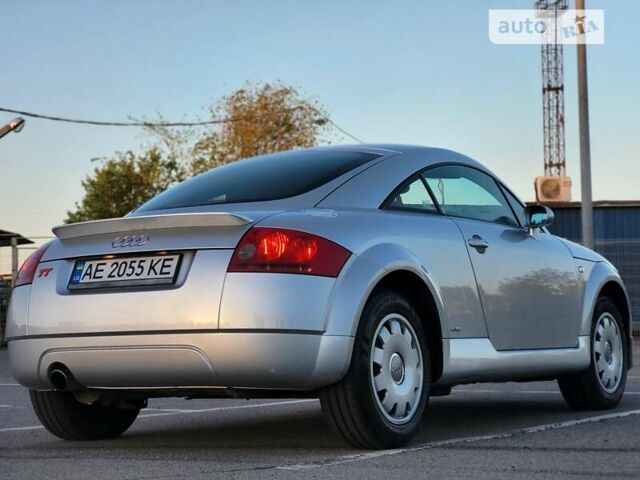 Сірий Ауді TT, об'ємом двигуна 1.8 л та пробігом 190 тис. км за 5900 $, фото 13 на Automoto.ua