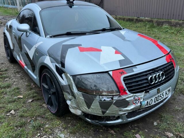 Серый Ауди ТТ, объемом двигателя 1.8 л и пробегом 200 тыс. км за 3550 $, фото 1 на Automoto.ua