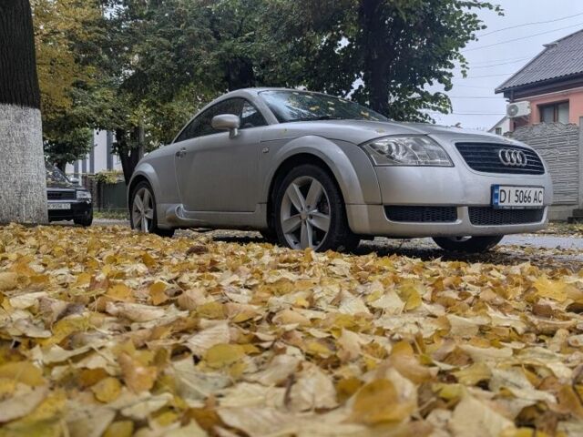 Серый Ауди ТТ, объемом двигателя 1.8 л и пробегом 200 тыс. км за 5450 $, фото 2 на Automoto.ua
