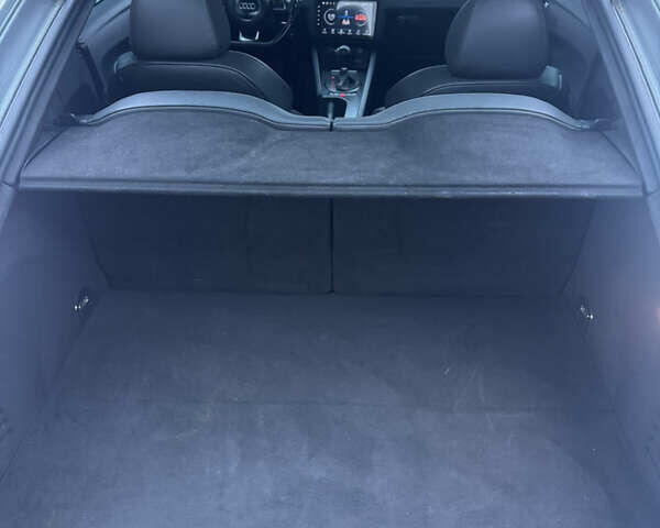 Серый Ауди ТТ, объемом двигателя 1.98 л и пробегом 236 тыс. км за 10800 $, фото 10 на Automoto.ua