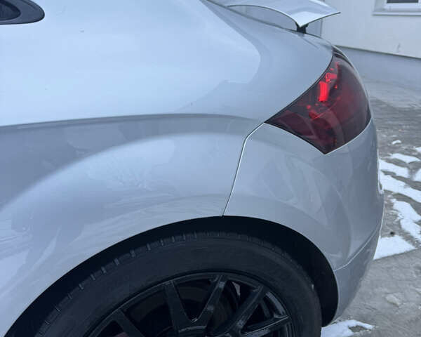 Серый Ауди ТТ, объемом двигателя 1.98 л и пробегом 236 тыс. км за 10800 $, фото 9 на Automoto.ua