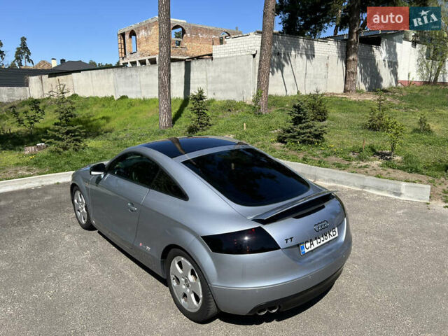 Серый Ауди ТТ, объемом двигателя 2 л и пробегом 172 тыс. км за 10100 $, фото 8 на Automoto.ua