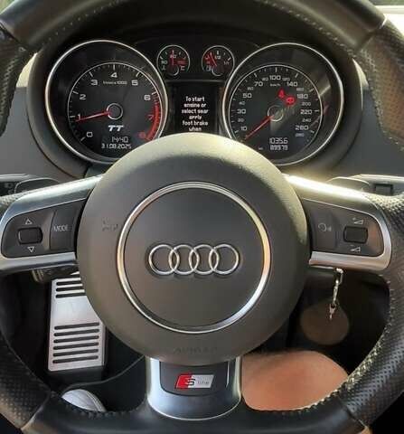 Сірий Ауді TT, об'ємом двигуна 1.8 л та пробігом 90 тис. км за 15900 $, фото 2 на Automoto.ua