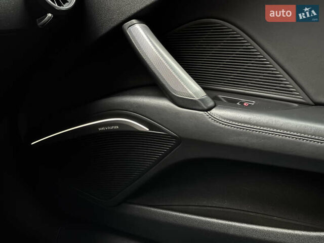 Серый Ауди ТТ, объемом двигателя 1.98 л и пробегом 234 тыс. км за 23500 $, фото 27 на Automoto.ua