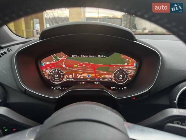 Сірий Ауді TT, об'ємом двигуна 1.98 л та пробігом 74 тис. км за 24500 $, фото 2 на Automoto.ua