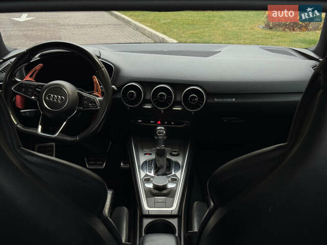 Серый Ауди ТТ, объемом двигателя 1.98 л и пробегом 234 тыс. км за 23500 $, фото 18 на Automoto.ua