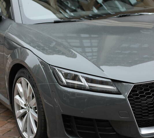 Серый Ауди ТТ, объемом двигателя 1.98 л и пробегом 234 тыс. км за 23500 $, фото 6 на Automoto.ua