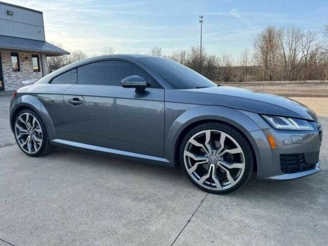 Серый Ауди ТТ, объемом двигателя 2 л и пробегом 99 тыс. км за 5100 $, фото 9 на Automoto.ua