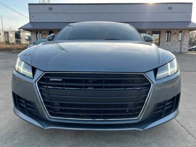 Серый Ауди ТТ, объемом двигателя 2 л и пробегом 99 тыс. км за 5100 $, фото 11 на Automoto.ua