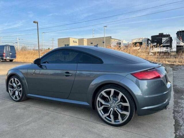 Серый Ауди ТТ, объемом двигателя 2 л и пробегом 99 тыс. км за 5100 $, фото 3 на Automoto.ua