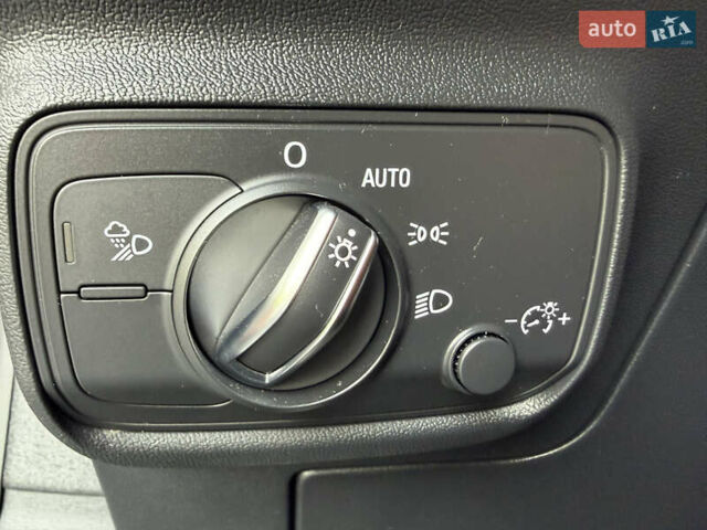 Серый Ауди ТТ, объемом двигателя 2 л и пробегом 46 тыс. км за 36500 $, фото 15 на Automoto.ua