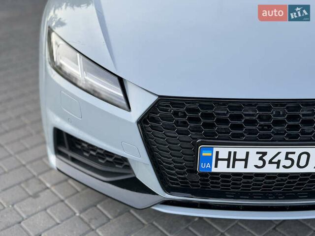 Серый Ауди ТТ, объемом двигателя 2 л и пробегом 46 тыс. км за 36500 $, фото 3 на Automoto.ua