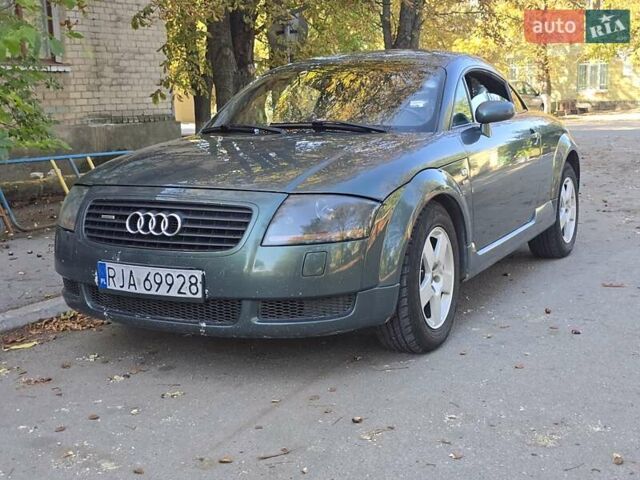 Зеленый Ауди ТТ, объемом двигателя 1.8 л и пробегом 205 тыс. км за 5700 $, фото 14 на Automoto.ua