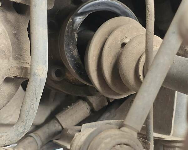 Зеленый Ауди ТТ, объемом двигателя 1.8 л и пробегом 205 тыс. км за 5700 $, фото 28 на Automoto.ua