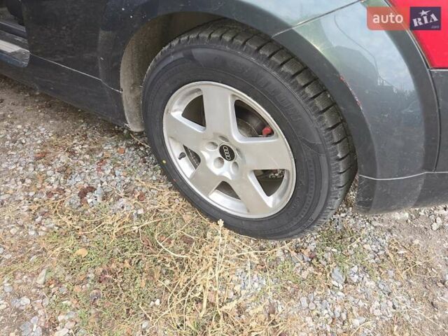 Зеленый Ауди ТТ, объемом двигателя 1.8 л и пробегом 205 тыс. км за 5700 $, фото 29 на Automoto.ua