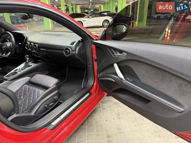 Червоний Ауді TTS, об'ємом двигуна 2 л та пробігом 95 тис. км за 24000 $, фото 11 на Automoto.ua