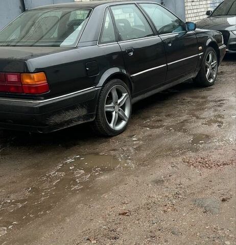 Черный Ауди В8, объемом двигателя 2.2 л и пробегом 150 тыс. км за 5700 $, фото 9 на Automoto.ua