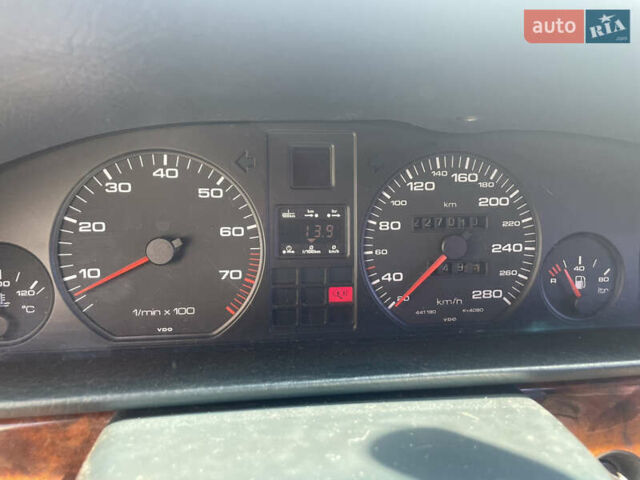 Ауди В8, объемом двигателя 3.6 л и пробегом 227 тыс. км за 5300 $, фото 5 на Automoto.ua