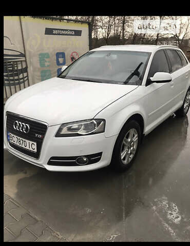 Белый Ауди A3 Sportback, объемом двигателя 1.6 л и пробегом 238 тыс. км за 11350 $, фото 1 на Automoto.ua