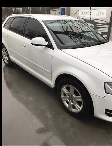 Білий Ауді A3 Sportback, об'ємом двигуна 1.6 л та пробігом 238 тис. км за 12300 $, фото 2 на Automoto.ua