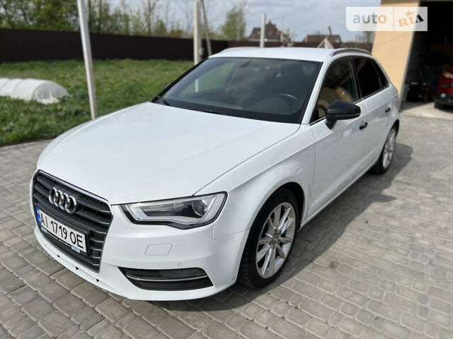 Белый Ауди A3 Sportback, объемом двигателя 1.8 л и пробегом 225 тыс. км за 15500 $, фото 3 на Automoto.ua