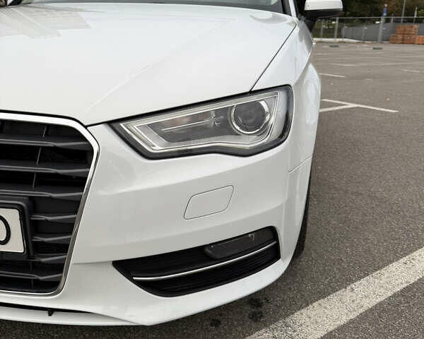 Белый Ауди A3 Sportback, объемом двигателя 2 л и пробегом 173 тыс. км за 15900 $, фото 8 на Automoto.ua