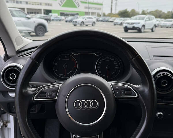 Белый Ауди A3 Sportback, объемом двигателя 2 л и пробегом 173 тыс. км за 15900 $, фото 17 на Automoto.ua