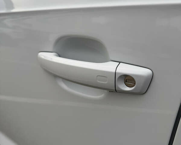 Белый Ауди A3 Sportback, объемом двигателя 2 л и пробегом 173 тыс. км за 15900 $, фото 13 на Automoto.ua