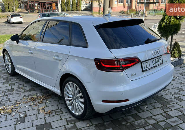 Белый Ауди A3 Sportback, объемом двигателя 1.4 л и пробегом 133 тыс. км за 15500 $, фото 4 на Automoto.ua