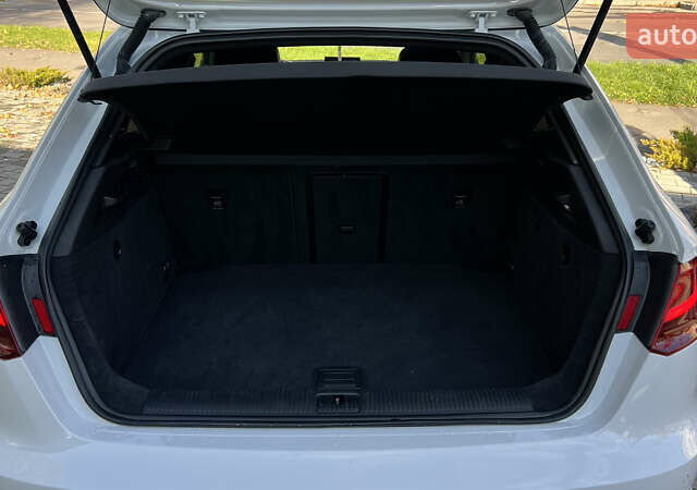 Белый Ауди A3 Sportback, объемом двигателя 1.4 л и пробегом 133 тыс. км за 15500 $, фото 33 на Automoto.ua