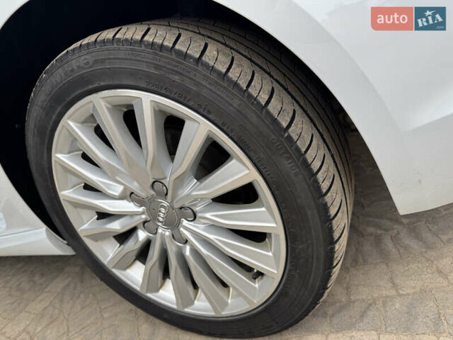 Белый Ауди A3 Sportback, объемом двигателя 1.4 л и пробегом 225 тыс. км за 13550 $, фото 18 на Automoto.ua