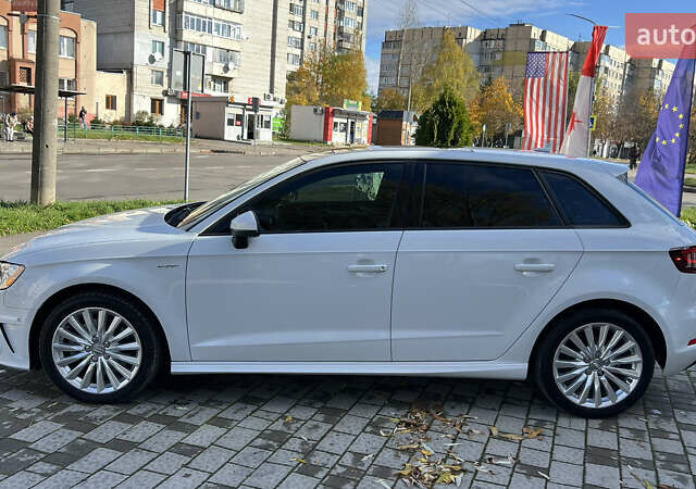 Белый Ауди A3 Sportback, объемом двигателя 1.4 л и пробегом 133 тыс. км за 15500 $, фото 3 на Automoto.ua