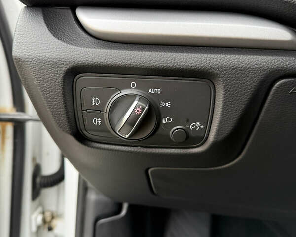 Белый Ауди A3 Sportback, объемом двигателя 2 л и пробегом 173 тыс. км за 15900 $, фото 16 на Automoto.ua