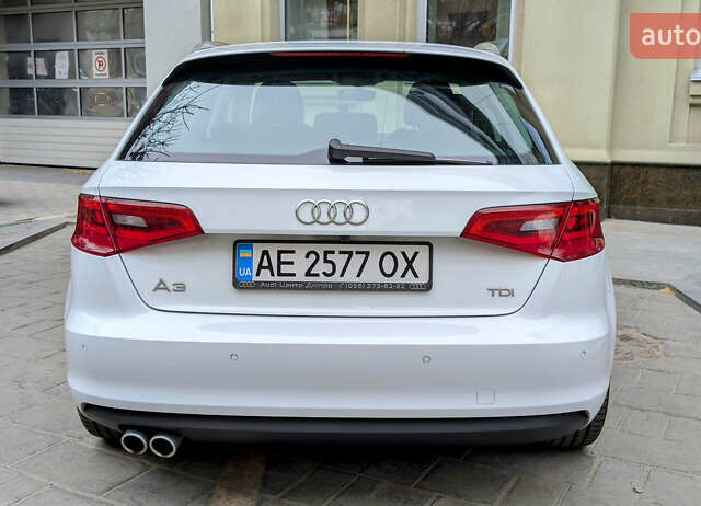 Белый Ауди A3 Sportback, объемом двигателя 2 л и пробегом 80 тыс. км за 16900 $, фото 1 на Automoto.ua