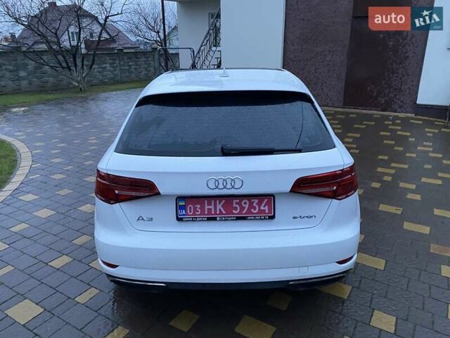 Белый Ауди A3 Sportback, объемом двигателя 1.4 л и пробегом 117 тыс. км за 16300 $, фото 8 на Automoto.ua