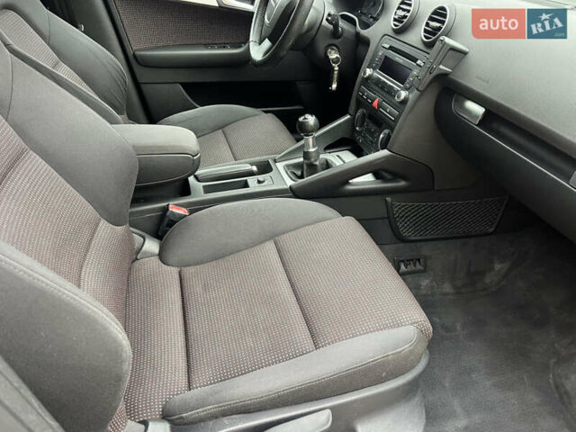 Черный Ауди A3 Sportback, объемом двигателя 1.6 л и пробегом 238 тыс. км за 7350 $, фото 51 на Automoto.ua