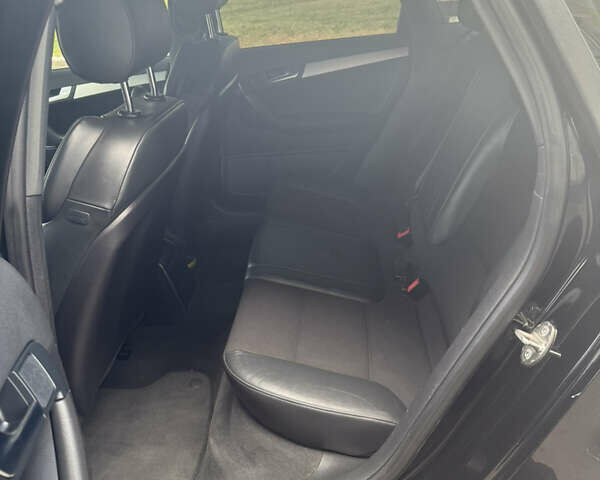 Черный Ауди A3 Sportback, объемом двигателя 1.98 л и пробегом 226 тыс. км за 9500 $, фото 16 на Automoto.ua