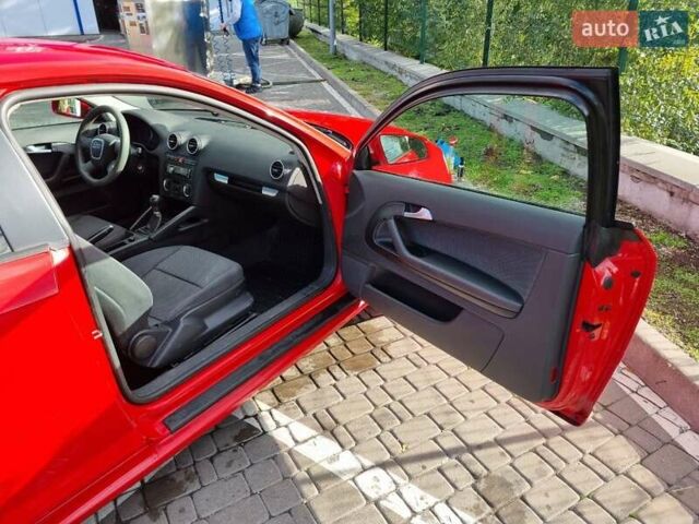 Красный Ауди A3 Sportback, объемом двигателя 1.6 л и пробегом 226 тыс. км за 5300 $, фото 12 на Automoto.ua