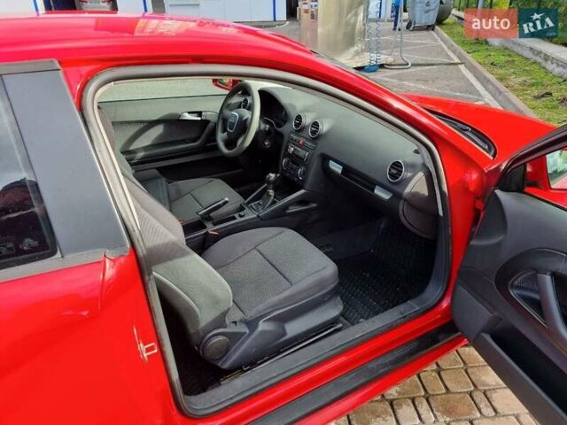 Красный Ауди A3 Sportback, объемом двигателя 1.6 л и пробегом 226 тыс. км за 5300 $, фото 17 на Automoto.ua