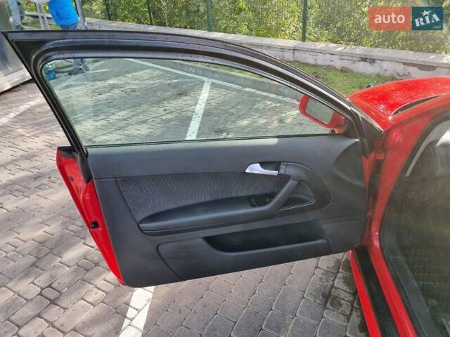 Красный Ауди A3 Sportback, объемом двигателя 1.6 л и пробегом 226 тыс. км за 5300 $, фото 11 на Automoto.ua